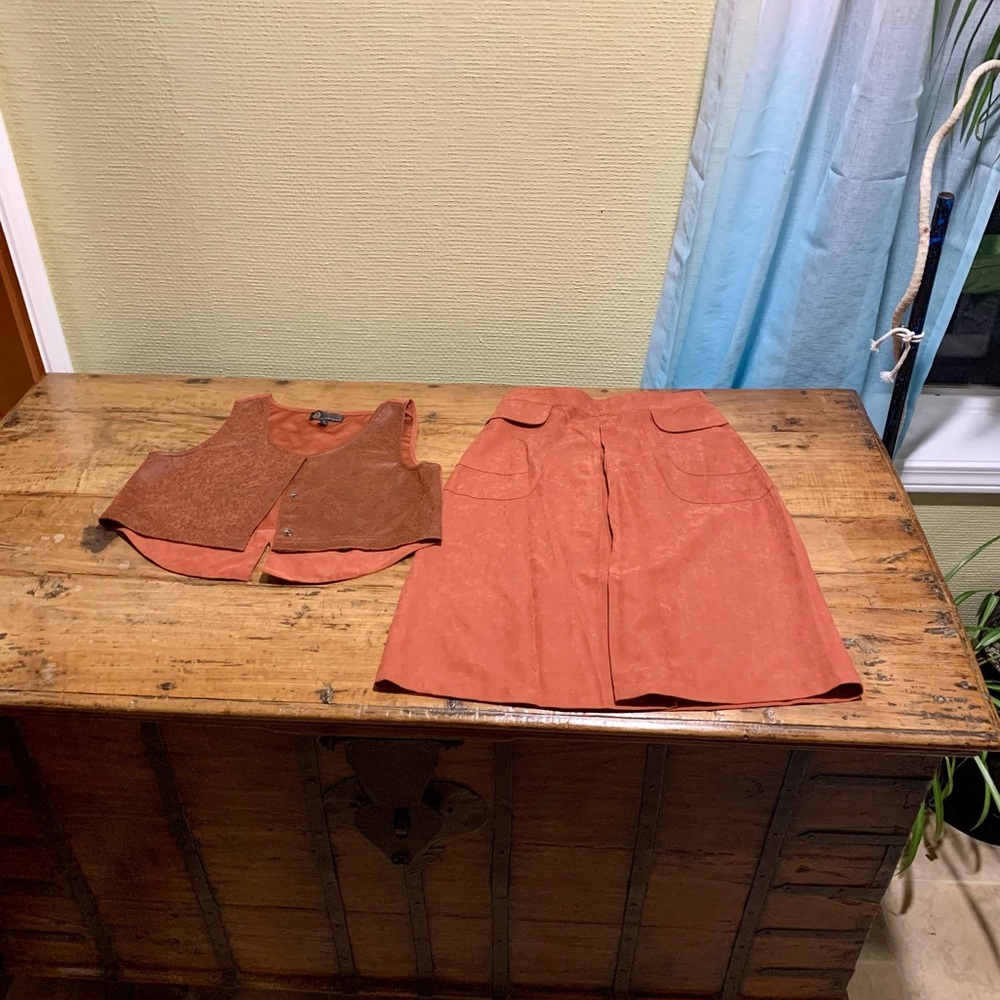 Little Cocoon Rust 2Pc Skirt/Vest Set